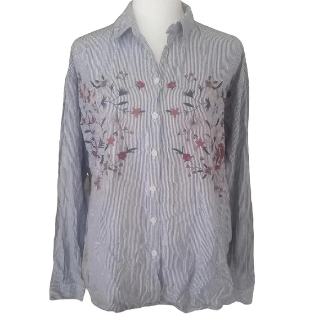 Beachlunchlounge Pinstripe Floral Embroidered Front Button Up Blouse Size Medium